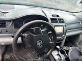 Toyota Camry L/Se/Le/Xle 4T1BF1FK0EU324731 fotografie
