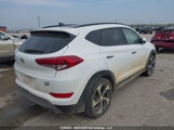 Hyundai Tucson Limited/Sport And Eco/Se KM8J3CA22JU678140 fotografie