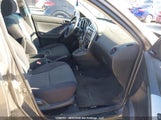 Toyota Matrix Wagon 2T1KR32E74C818801 fotografie