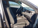 Toyota Rav4 Le 2T3ZFREV0JW465602 снимка
