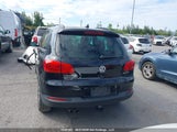 Volkswagen Tiguan Trendline WVGKV7AX7FW570111 fotografie