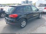 Volkswagen Tiguan Trendline WVGKV7AX7FW570111 снимка