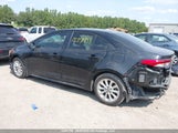 Toyota Corolla Le 5YFBPMBE1NP376742 снимка