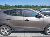 Hyundai Tucson Gl KM8JTCAC9AU024082 снимка