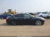Honda Accord Touring 1HGCR2F91EA802242 снимка