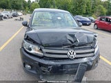 Volkswagen Tiguan WVGAV7AXXCW518060 снимка