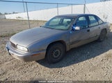 Buick Regal Custom 2G4WB52K8T1489980 снимка