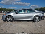 Toyota Camry Le 4T1B11HK4KU835107 fotografie
