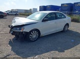Volkswagen Jetta 2.0L Trendline/2.0L Trendline+ 3VW2K7AJ5CM327978 photo