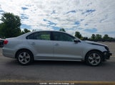 Volkswagen Jetta 2.5L Comfortline/2.5L Sportline 3VWDX7AJ4DM364807 photo