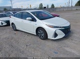Toyota Prius Prime JTDKARFP3K3118639 снимка