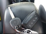 Toyota Corolla 2T1BURHE5KC179520 снимка