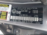 Toyota Camry Le/Se/Xle 4T1B11HK3JU072253 снимка