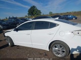 Hyundai Elantra Preferred With Sun And Safety Package Auto Ivt KMHD84LF1LU940821 fotografie