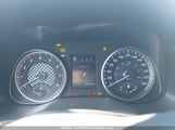 Hyundai Elantra Preferred With Sun And Safety Package Auto Ivt KMHD84LF1LU940821 fotografie