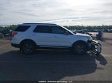 Ford Explorer Xlt 1FM5K8D86HGC96770 fotografie