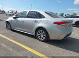 Toyota Corolla Le 5YFBPMBE7NP323334 fotografie