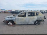 Jeep Compass Sport/North 1C4NJDAB0GD585580 снимка