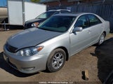 Toyota Camry Le/Xle/Se 4T1BE32KX5U993562 снимка