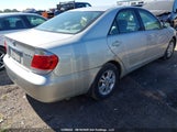 Toyota Camry Le/Xle/Se 4T1BE32KX5U993562 снимка