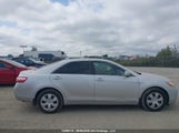 Toyota Camry Le 4T1BE46K48U201555 снимка