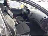 Hyundai Elantra KMHDB8AE8AU057010 снимка