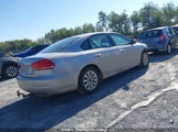 Volkswagen Passat S 1VWAH7A36DC039546 снимка