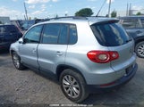 Volkswagen Tiguan WVGBV75NX9W524947 photo