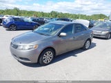 Kia Forte 2.0L Lx KNAFT4A21C5498058 снимка