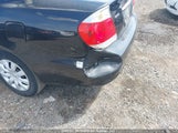 Toyota Camry Le/Xle/Se 4T1BE32K75U028626 снимка