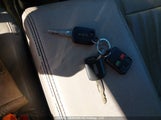 Lincoln Town Car Signature 1LNHM81V46Y639102 снимка