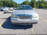 Lincoln Town Car Signature 1LNHM81V46Y639102 photo