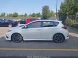 Toyota Corolla Im JTNKARJE8HJ527807 снимка