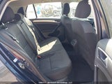 Volkswagen Golf 3VW217AU5FM003723 снимка