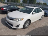 Toyota Camry Le 4T1BF1FK5EU863233 снимка