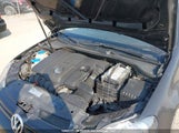 Volkswagen Golf WVWAA7AJ9AW411249 снимка