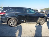 Toyota Highlander Le 5TDBZRFHXJS852449 снимка
