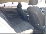 Hyundai Elantra Gl KMHD84LF6HU138465 снимка