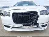 Chrysler 300 Touring L 2C3CCASG0PH620717 fotografie