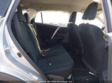 Toyota Rav4 Le 2T3BFREV3JW742499 снимка