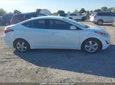 Hyundai Elantra 5NPDH4AE4GH697097 снимка