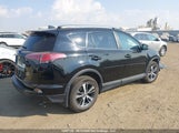 Toyota Rav4 Le 2T3BFREV4JW766083 снимка