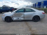 Toyota Camry Le 4T1BE46K09U382722 снимка
