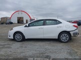 Toyota Corolla Le 2T1BURHE0HC899672 fotografie