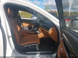 BMW 750I xDrive WBA7B0C5XHG527057 снимка