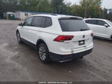 Volkswagen Tiguan Trendline 3VV1B7AX7JM219590 снимка