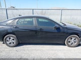 Hyundai Elantra Essential KMHLM4DG1RU661344 снимка