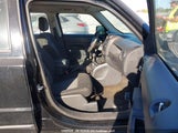 Jeep Patriot 1C4NJPAA8ED694682 снимка