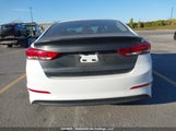 Hyundai Elantra 5NPD74LF1HH107237 снимка