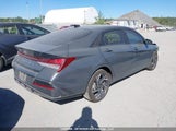 Hyundai Elantra Preferred W/Tech Package KMHLM4DG2RU670067 снимка